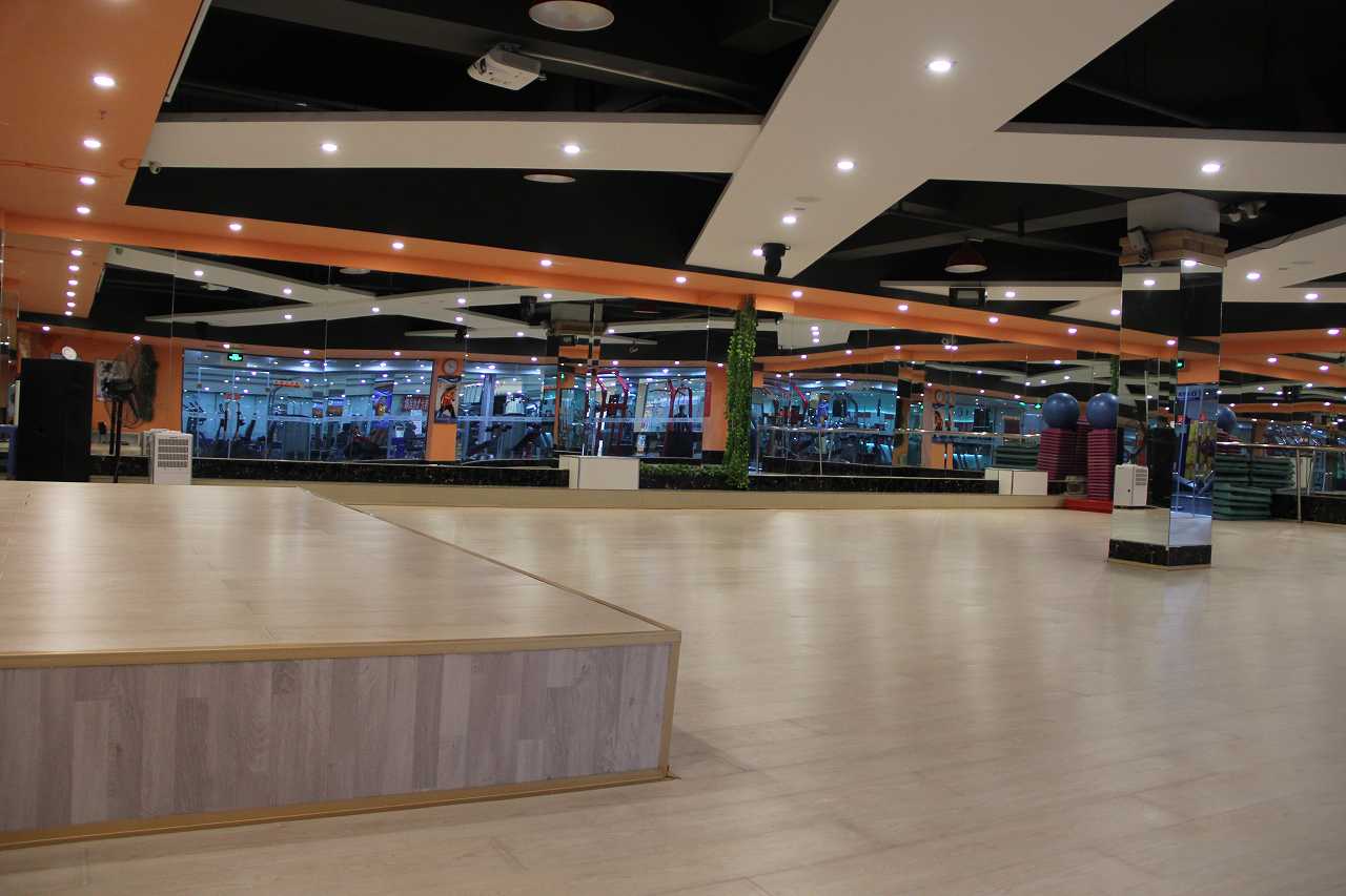 在湖南開(kāi)個(gè)小型健身房的投資成本是多少錢(qián)？